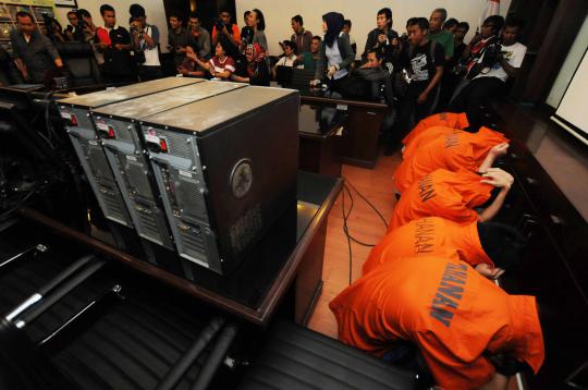 Polisi Ungkap Bisnis Judi Online