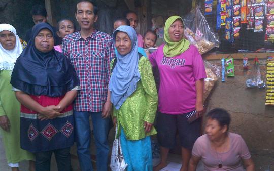 Jokowi dan Hidayat di kampung kumuh