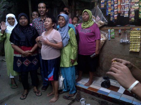 Jokowi dan Hidayat di kampung kumuh