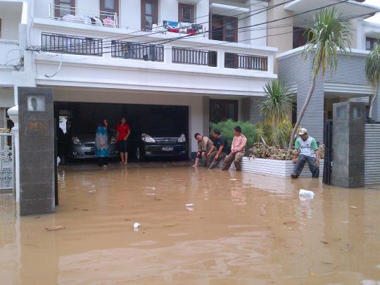 Rumah Hidayat Nur Wahid kebanjiran