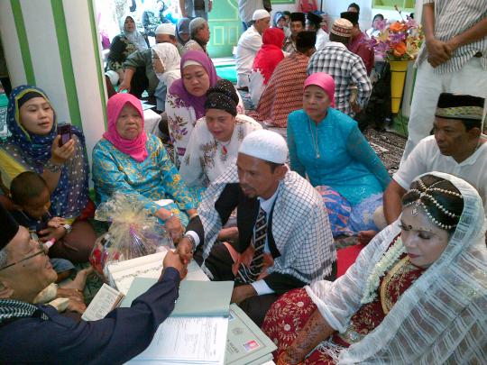 Nikah massal di kampung Kubur