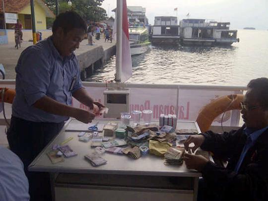 BI tarik uang lusuh di Pulau Seribu