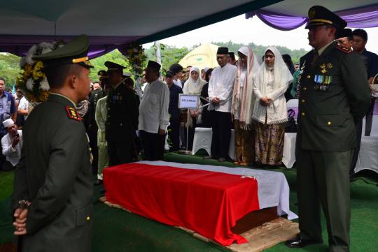 Jenazah Wamen ESDM Widjajono dikebumikan