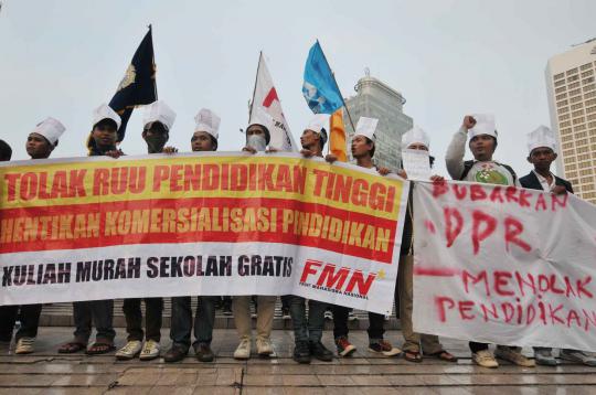 Mahasiswa yang tergabung dalam Pergerakan Mahasiswa Islam Indonesia  P 