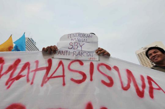 Mahasiswa yang tergabung dalam Pergerakan Mahasiswa Islam Indonesia  P 