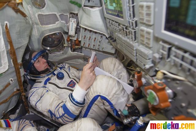 Foto : Astronot Berlatih Sebelum Ke Stasiun Luar Angkasa| Merdeka.com