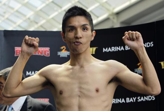 Chris John dengan lawan mainnya Shoji Kimura petinju asal Jepang siap  