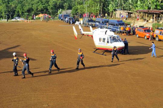 Tim SAR Rusia untuk investigasi kecelakaan Sukhoi SJ 100 dievakuasi da 