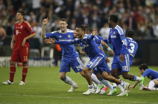 Chelsea menjadi juara baru Liga Champions  Para pemain saat menerima t 