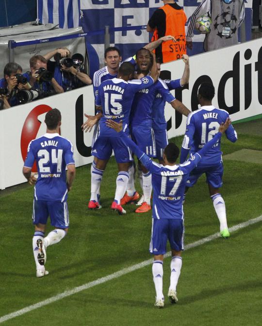 Didier Drogba membawa Chelsea imbangi Munich 1 1 pada final Liga Champ 