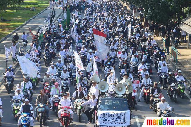 Foto : Demo FPI tolak konser Lady Gaga merdeka.com