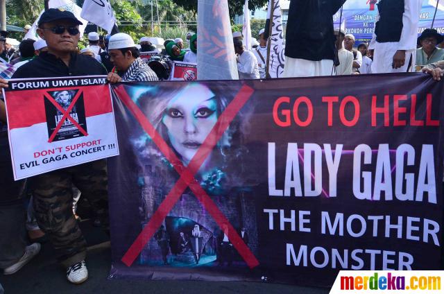 Foto : Demo FPI tolak konser Lady Gaga merdeka.com