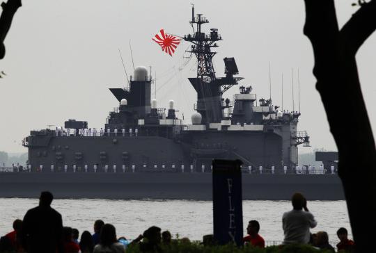 KRI Dewaruci ikut parade kapal perang di New York