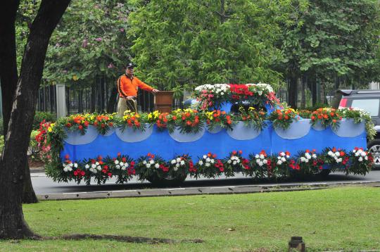 Pawai mobil hias di Jakarta
