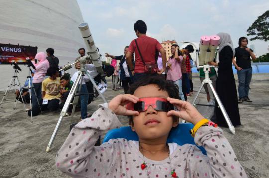 Lihat Venus, warga Jakarta padati Planetarium