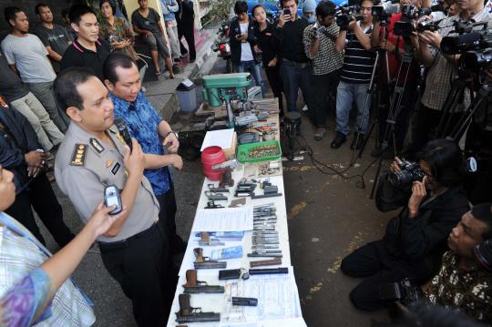 2 Pembuat senjata rakitan tewas ditembak