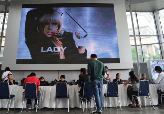 'Little Monsters' kembalikan tiket konser Lady Gaga