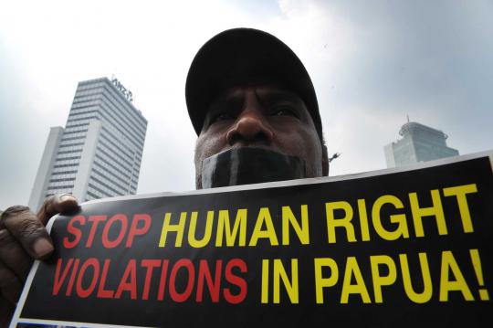 Demo tolak kekerasan di Papua