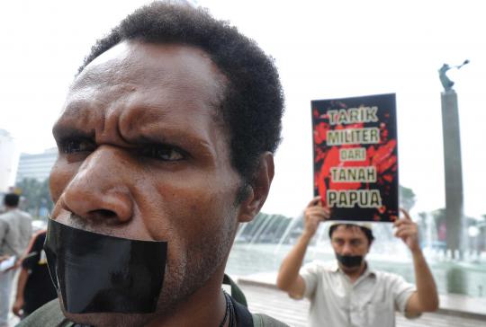 Demo tolak kekerasan di Papua