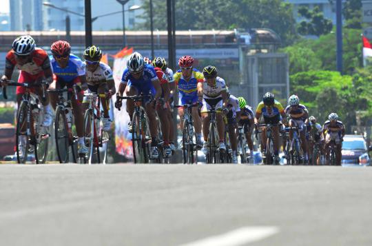 Kompetisi Polygon Tour de Jakarta 2012