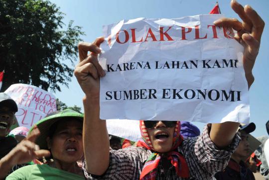 Tolak PLTU, petani dan nelayan demo di Istana