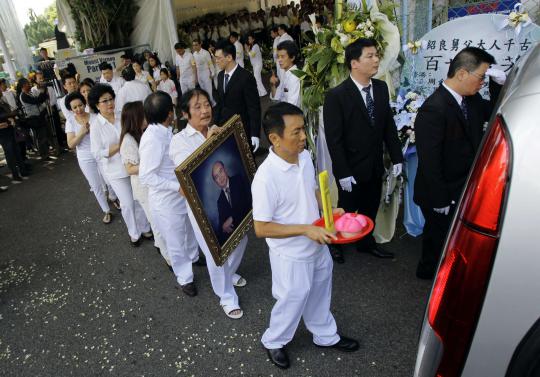 Pemakaman Om Liem di Singapura