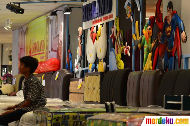 Foto : Pesta diskon di PRJ  merdeka.com