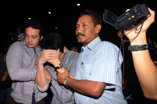 3 Orang diduga kasus suap di Buol tiba di KPK