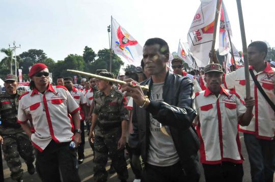 Kampanye kotak-kotak di Senayan