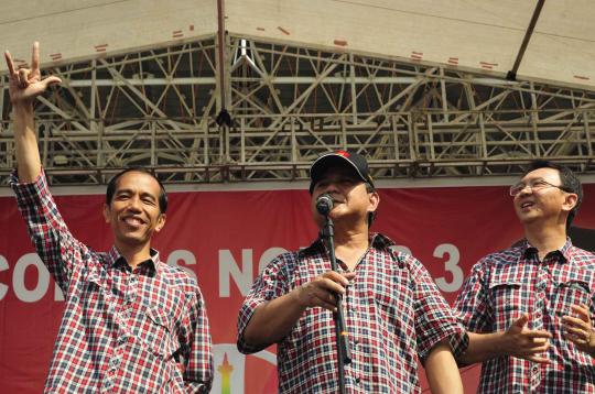 Kampanye kotak-kotak di Senayan