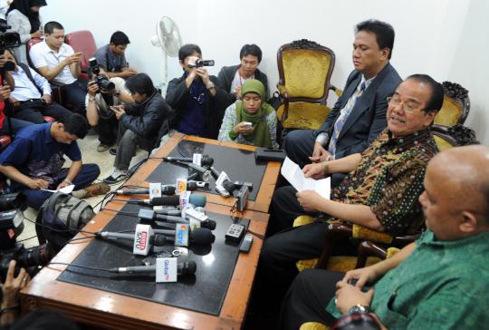 Tersangka korupsi Alquran Zulkarnaen Djabar berbicara