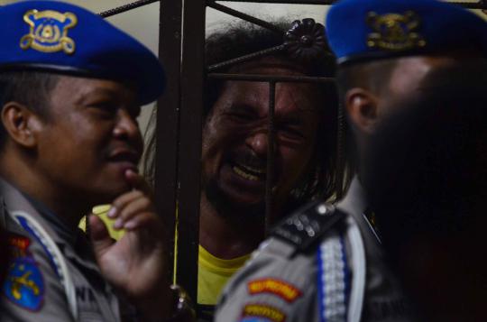 Massa pendukung John Kei datangi RS Polri