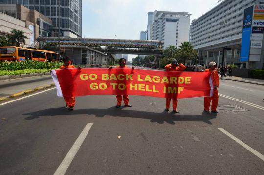 Demo tolak kedatangan IMF ke Jakarta