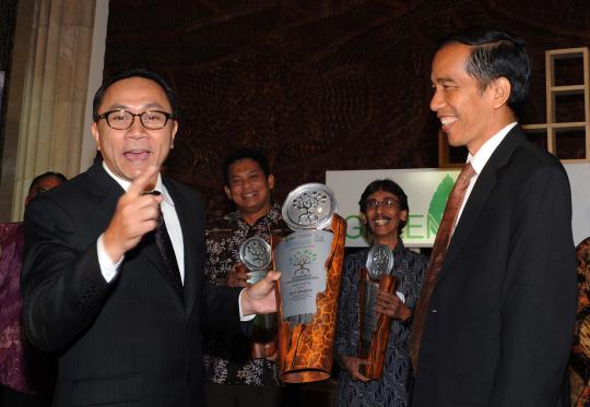 Jokowi terima penghargaan Indonesia Green Awards 2012