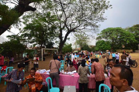 Suasana penghitungan suara di TPS Manggarai