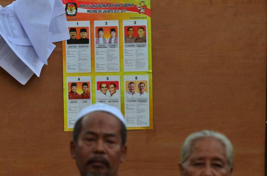 Suasana penghitungan suara di TPS Manggarai