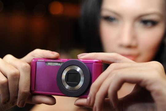 Model cantik dan kamera