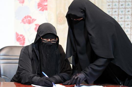 Acara televisi khusus perempuan bercadar di Mesir