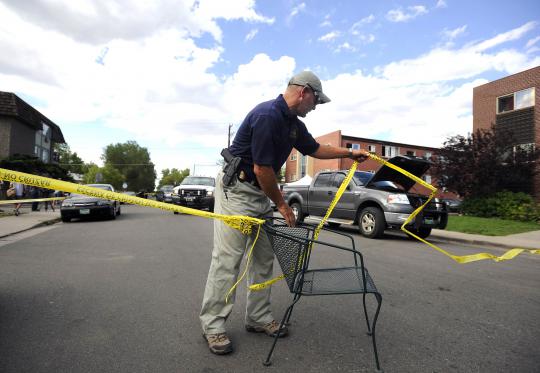 FBI sisir apartemen James Holmes alias Joker