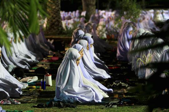 Salat Tarawih Muslimah Thailand