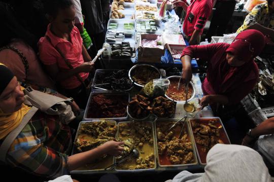 Yang manis-manis di Pasar Ramadan