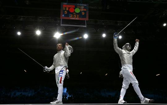 Atlet Anggar beraksi di Olimpiade 2012 London