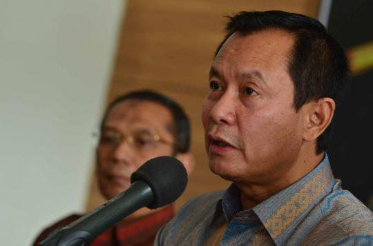 Komjen Sutarman gelar konpers terkait dugaan korupsi simulator
