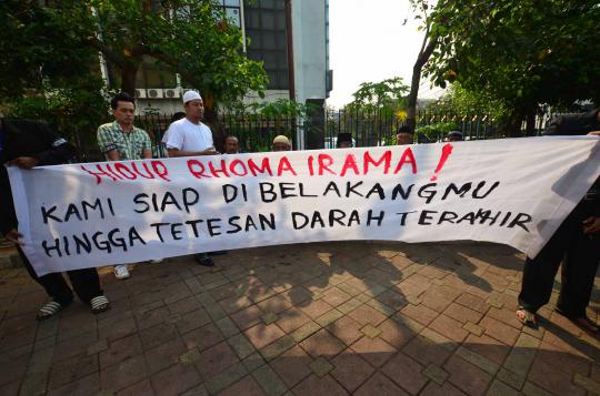 Aksi dukung Rhoma Irama 