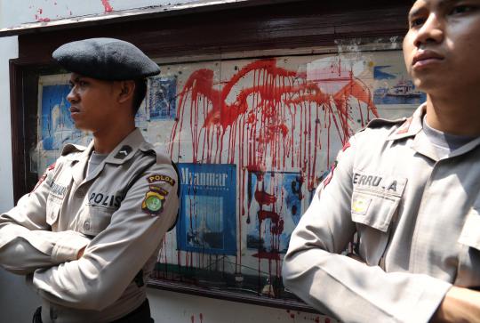 Massa peduli etnis Rohingya demo di Kedubes Myanmar 
