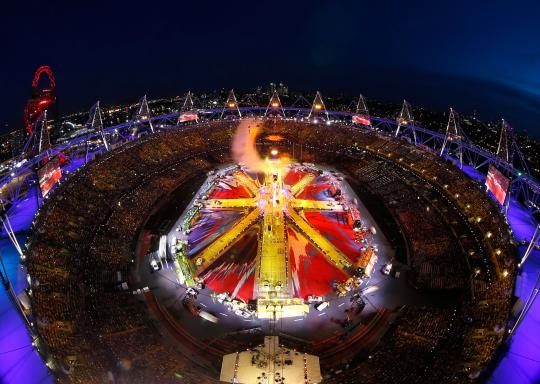 Kembang api meriahkan penutupan Olimpiade