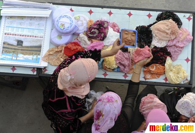 Foto : Potret muslimin di China - Ramadan 2014  merdeka.com