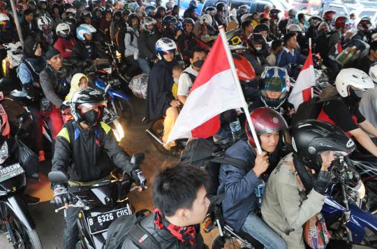 Arus mudik di Merak semakin padat