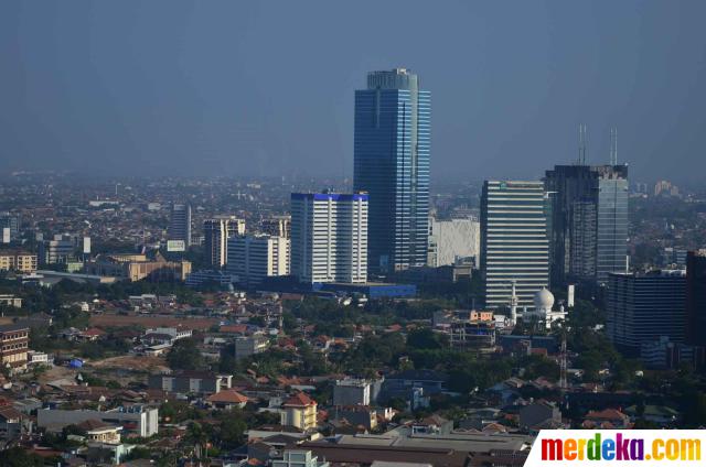  Foto Melihat keindahan panorama kota Jakarta menjelang 