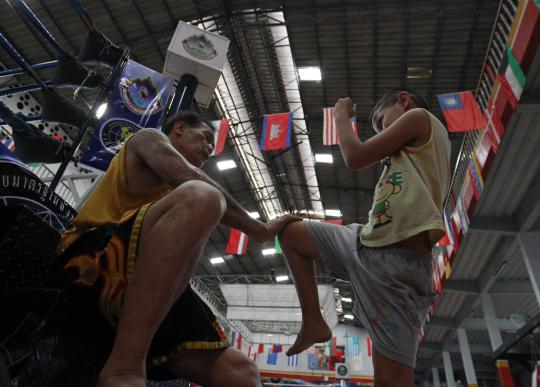 Latihan Muay Thai, beladiri kuno Thailand